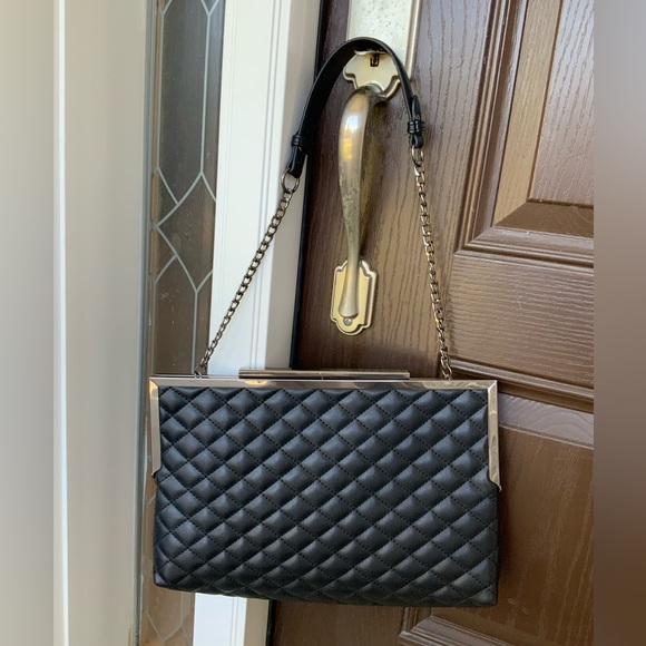 NEWLOOK Black Quilted Faux Leather Medium Shoulder Bag Clutch Purse LIKE NEW - Picture 1 of 16